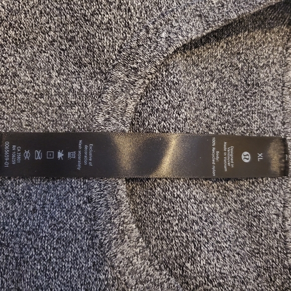 Lululemon Sweater Mens XL - Picture 2 of 2